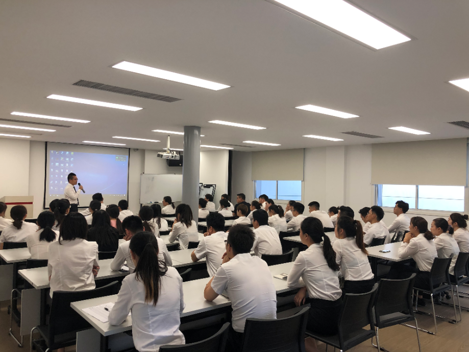 “不学礼，无以立”——杭州德奥组织开展员工商务礼仪培训